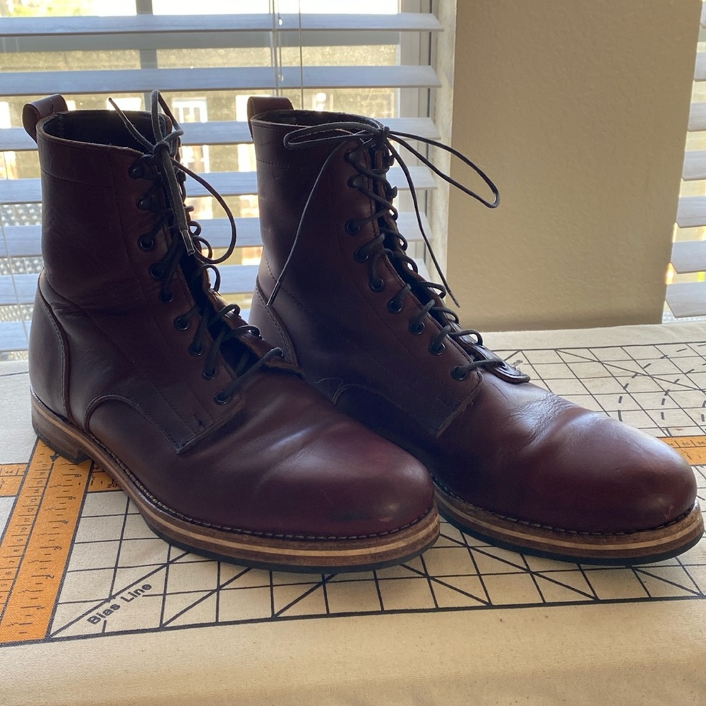 Mens HELM boots in red/brown size 9.5